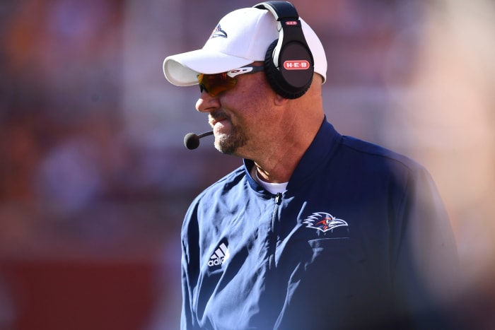 Sep 23, 2023; Knoxville, Tennessee, USA; UTSA Roadrunners head coach Jeff Traylor before the game between the Tennessee Volunteers and the UTSA Roadrunners at Neyland Stadium.